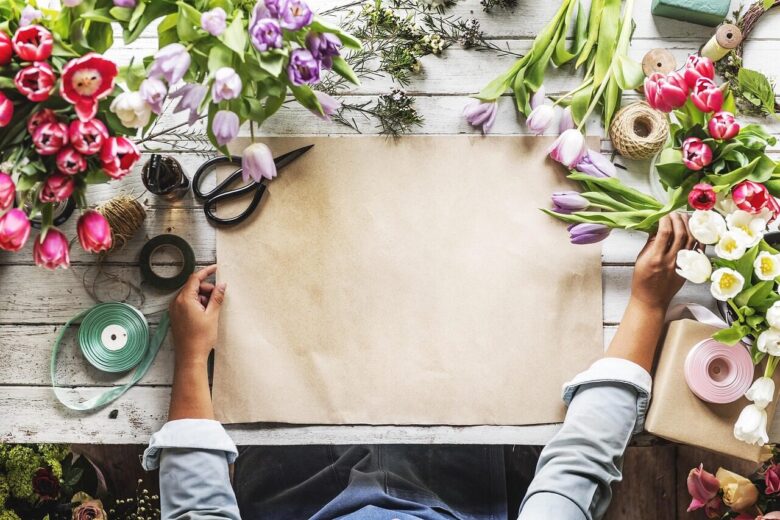 copy, craft, florist, flower background, nature, floral, paper, hands, empty, flowers, beautiful flowers, blank, creative, decoration, art, romantic, present, arrangement, flower wallpaper, wallpaper for girls